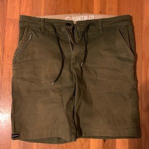 Quintin Co brown shorts size 32